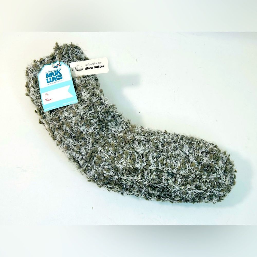 NEW Muk Luks Grey Marled Knit Fuzzy Socks Infused w/Shea Butter size 8.5-11 NWT